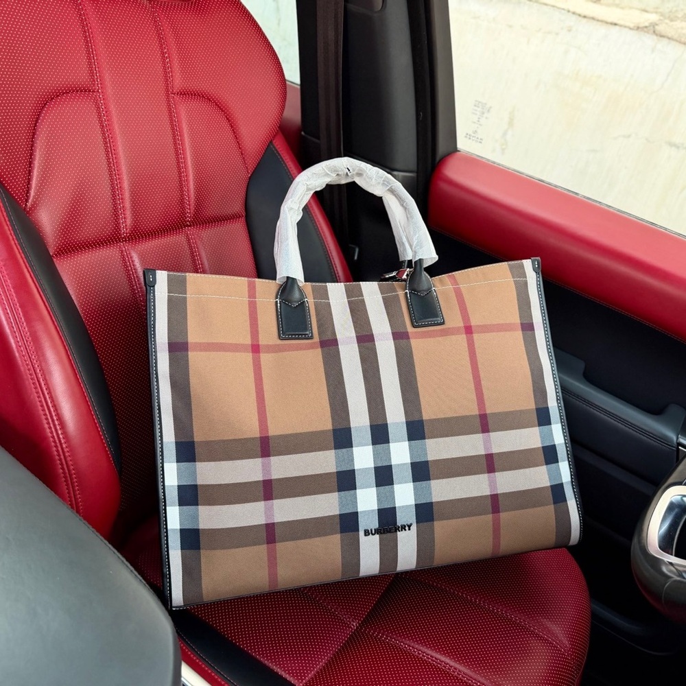 Burberry bag